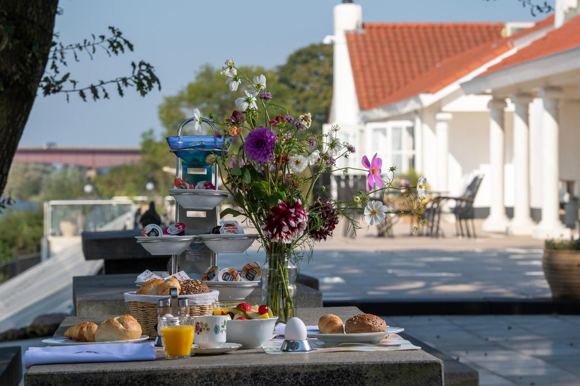 Bed & Breakfast Trouwborst Ренен Екстериор снимка